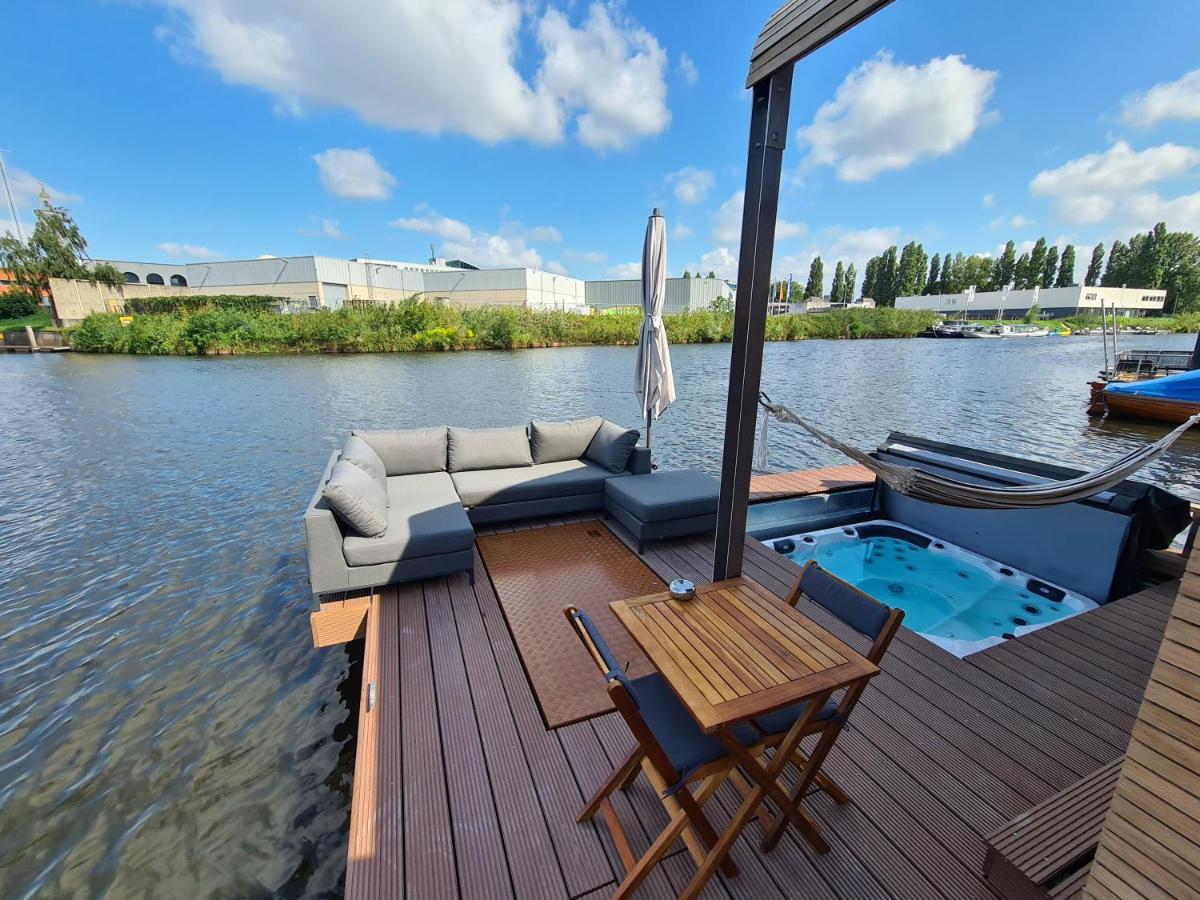 Wikkelboats @ Tramkade Den Bosch Villa Orthen Exterior photo